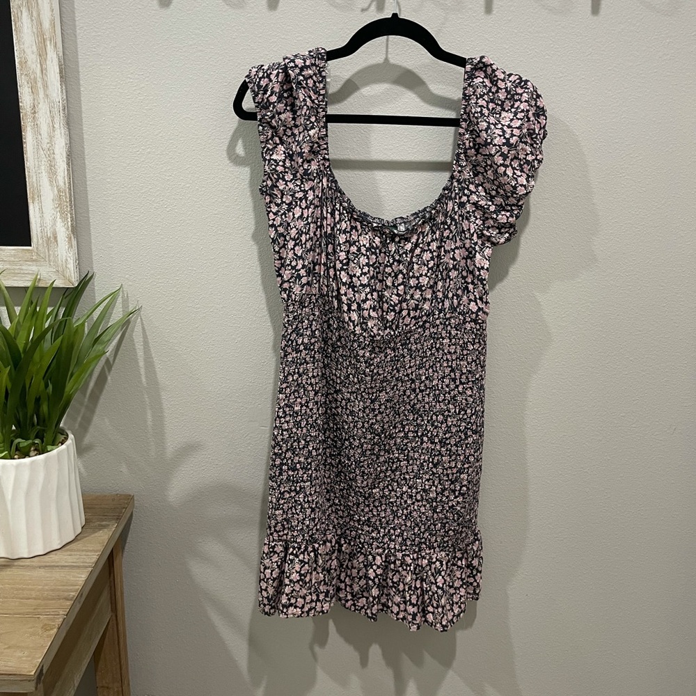 Target scrunch flowy dress.